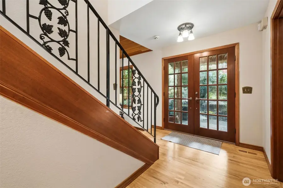 25300 SE Mirrormont Way, Issaquah, WA 98027 - #3