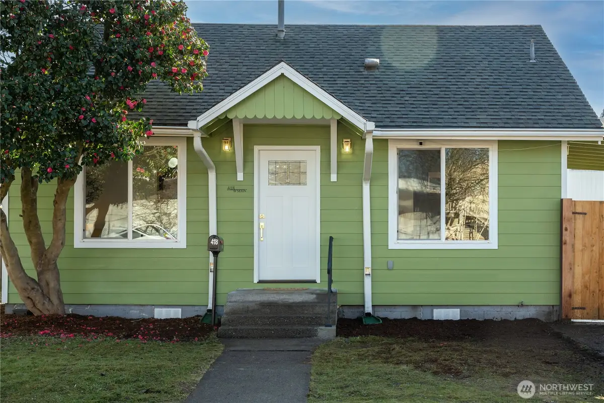 418 W Main, Puyallup, WA 98371 - #1