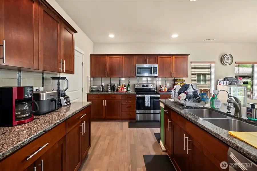 6321 Victoria Avenue Se, Auburn, WA 98092 - #3