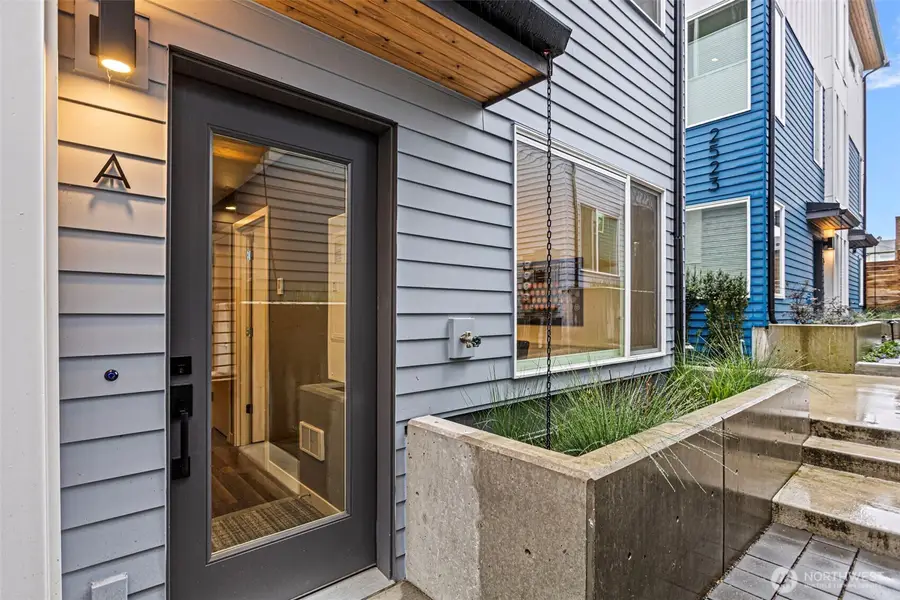 2527 29th Avenue S #A, Seattle, WA 98144 - #2