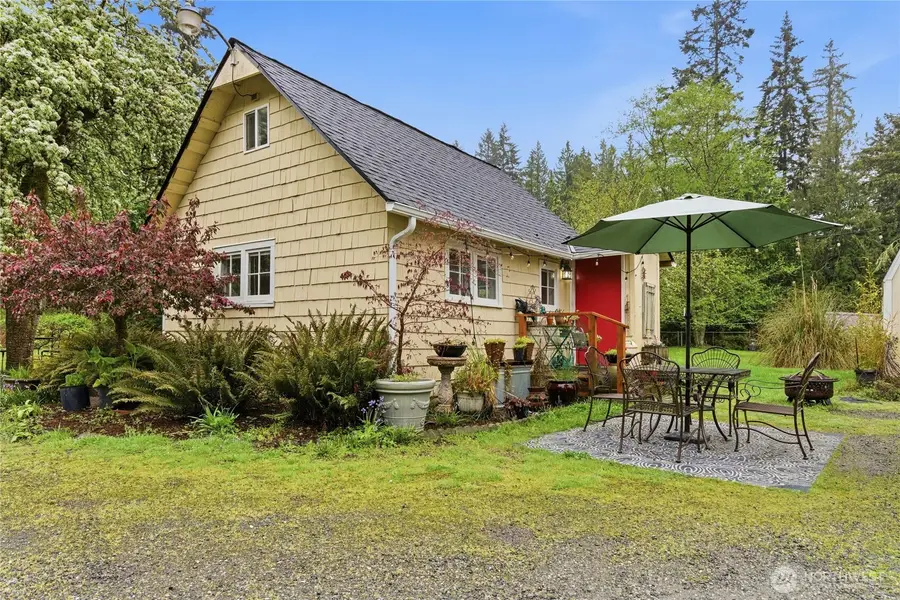 6557 Cultus Bay Road, Clinton, WA 98236 - #3