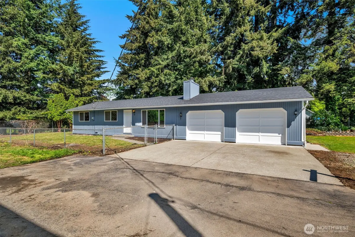 12833 9th Avenue Sw, Burien, WA 98146 - #1