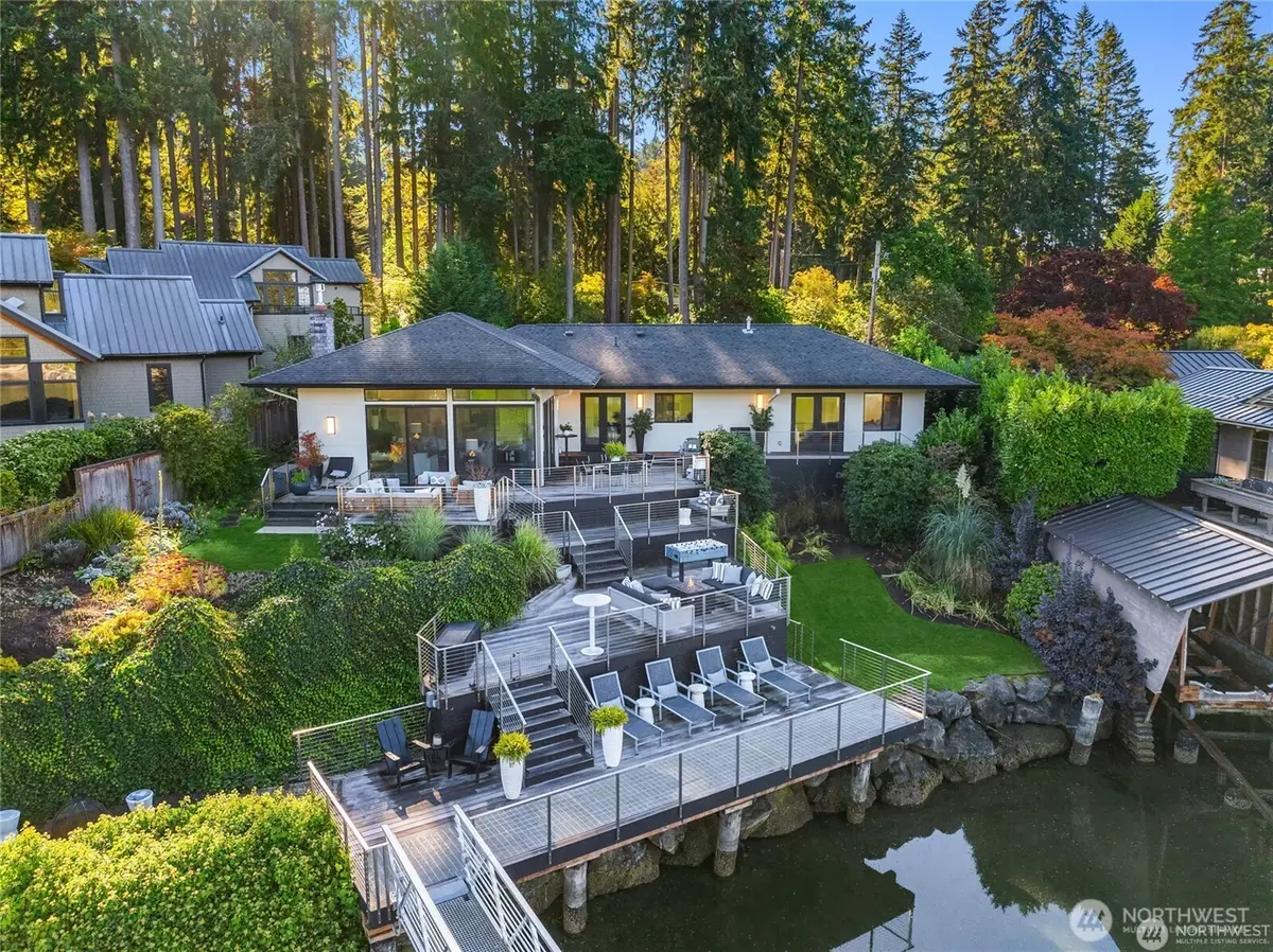 5482 Fletcher Landing Ne, Bainbridge Island, WA 98110 - #1