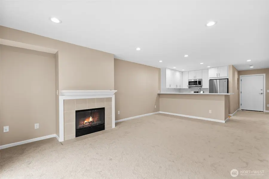 2000 W Barrett Street #202, Seattle, WA 98199 - #3