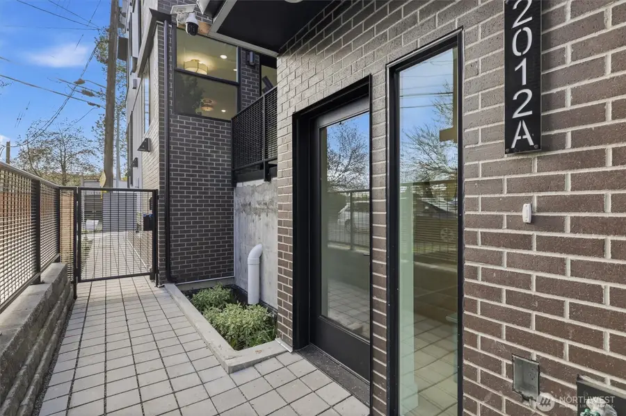 2012 Fairview Avenue E #A, Seattle, WA 98102 - #3