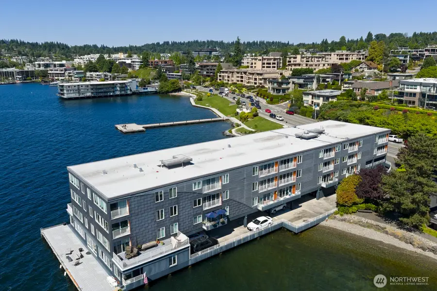 733 Lake Street S #301, Kirkland, WA 98033 - #2