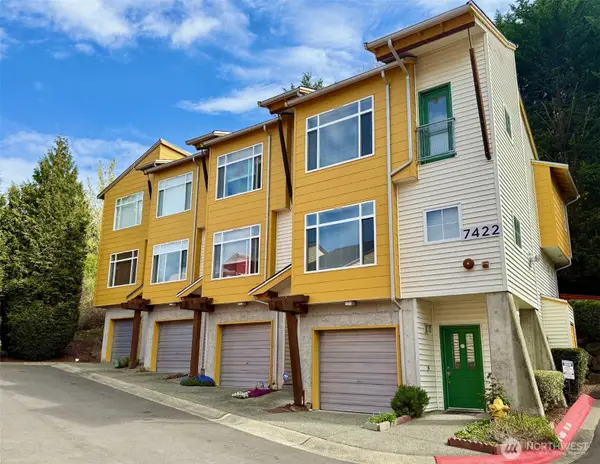 7422 Newcastle Golf Club Road #D, Newcastle, WA 98059