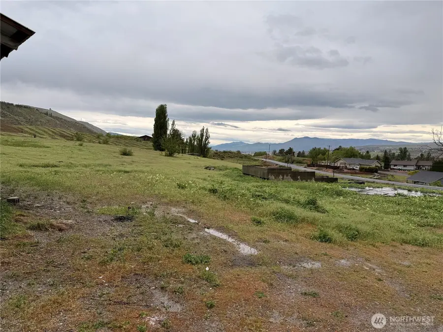 2677 W Malaga Road, Malaga, WA 98828 - #3