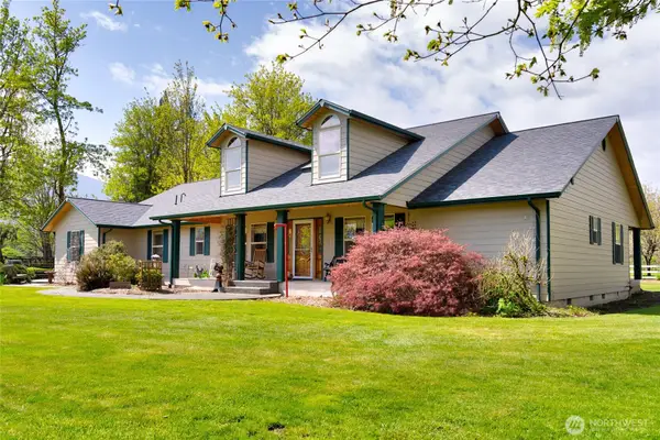 7492 Russell Road, Concrete, WA 98237