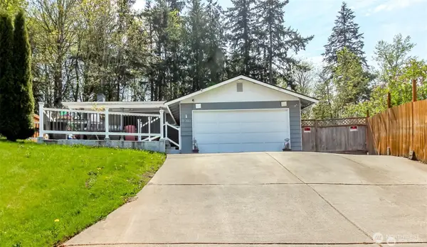 12501 SE 203 Place Se, Kent, WA 98031