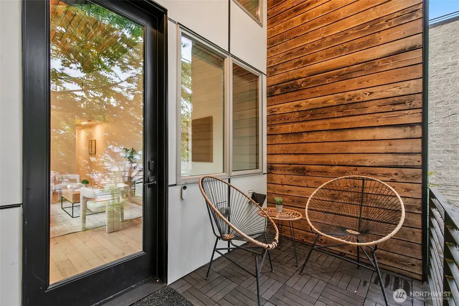 6515 Ellis Avenue S, Seattle, WA 98108 - #2