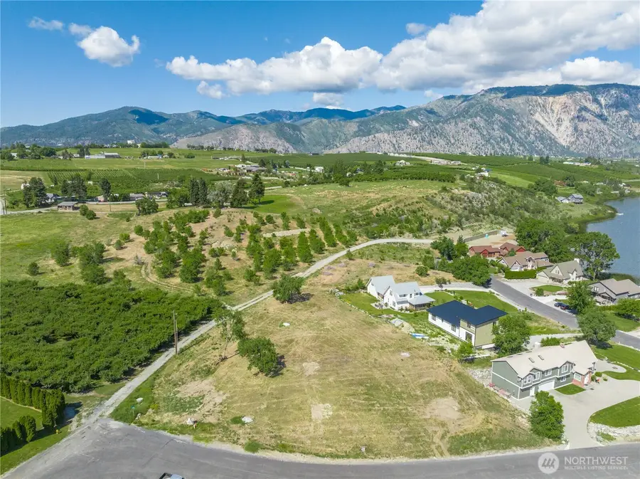 220 Roses Lake Drive, Manson, WA 98831 - #2