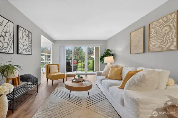 12701 NE 9th Place #D209, Bellevue, WA 98005