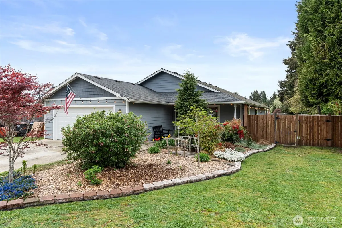 305 E Oakview Avenue, Centralia, WA 98531 - #1