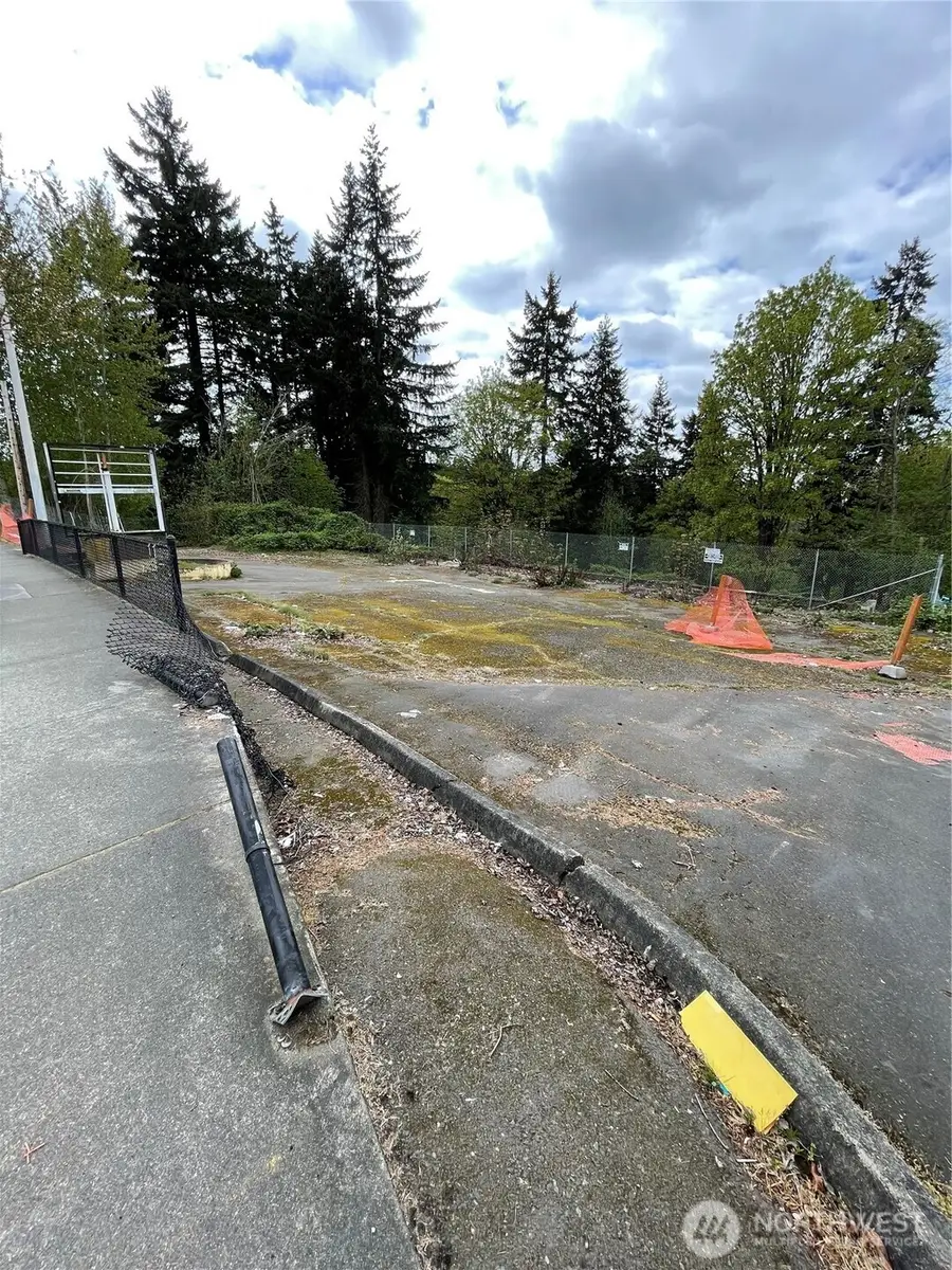 29223 S Pacific Highway S, Federal Way, WA 98003 - #2