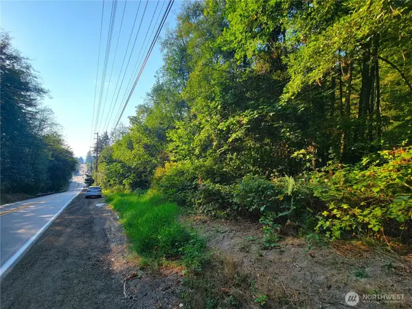 1858 NE Mcwilliams Road, Bremerton, WA 98311
