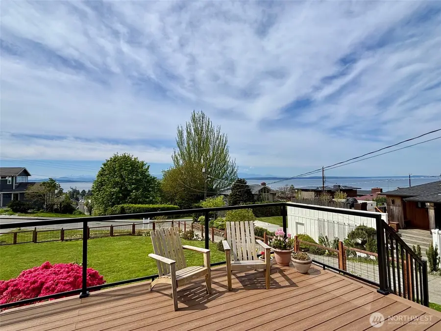 3228 57th Avenue Sw, Seattle, WA 98116 - #2