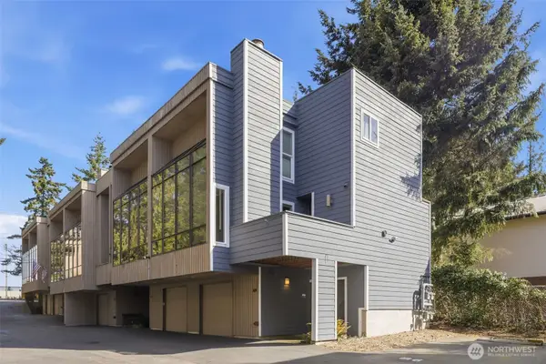 1417 N 200th Street #A6, Shoreline, WA 98133