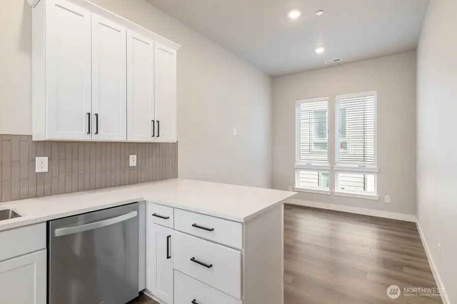 6613 S 128th Street, Seattle, WA 98178 - #3