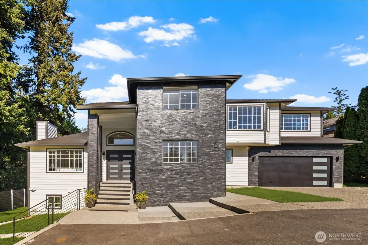 902 18th Street, Mukilteo, WA 98275 - #1