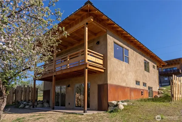 906 Lince Avenue, Winthrop, WA 98862