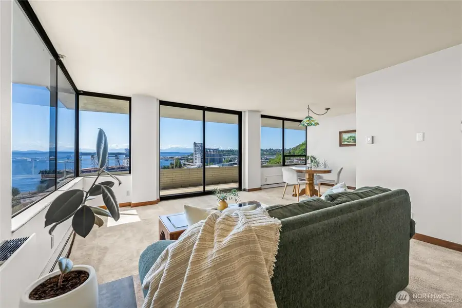 521 5th Avenue W #602, Seattle, WA 98119 - #2