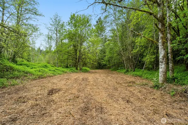 2 NE Lewisville Highway, Yacolt, WA 98675