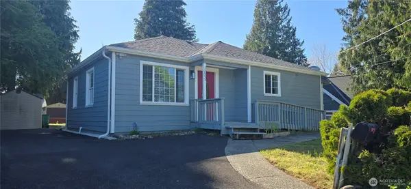 12053 70 Avenue S, Seattle, WA 98178