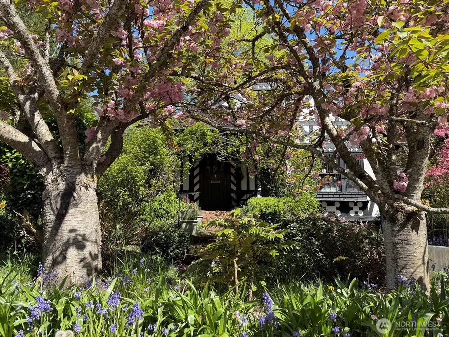 702 11th Avenue Se, Olympia, WA 98501 - #2