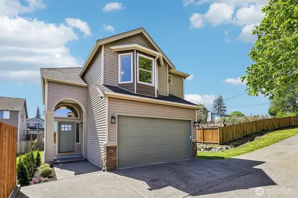 4051 E J St, Tacoma, WA 98404