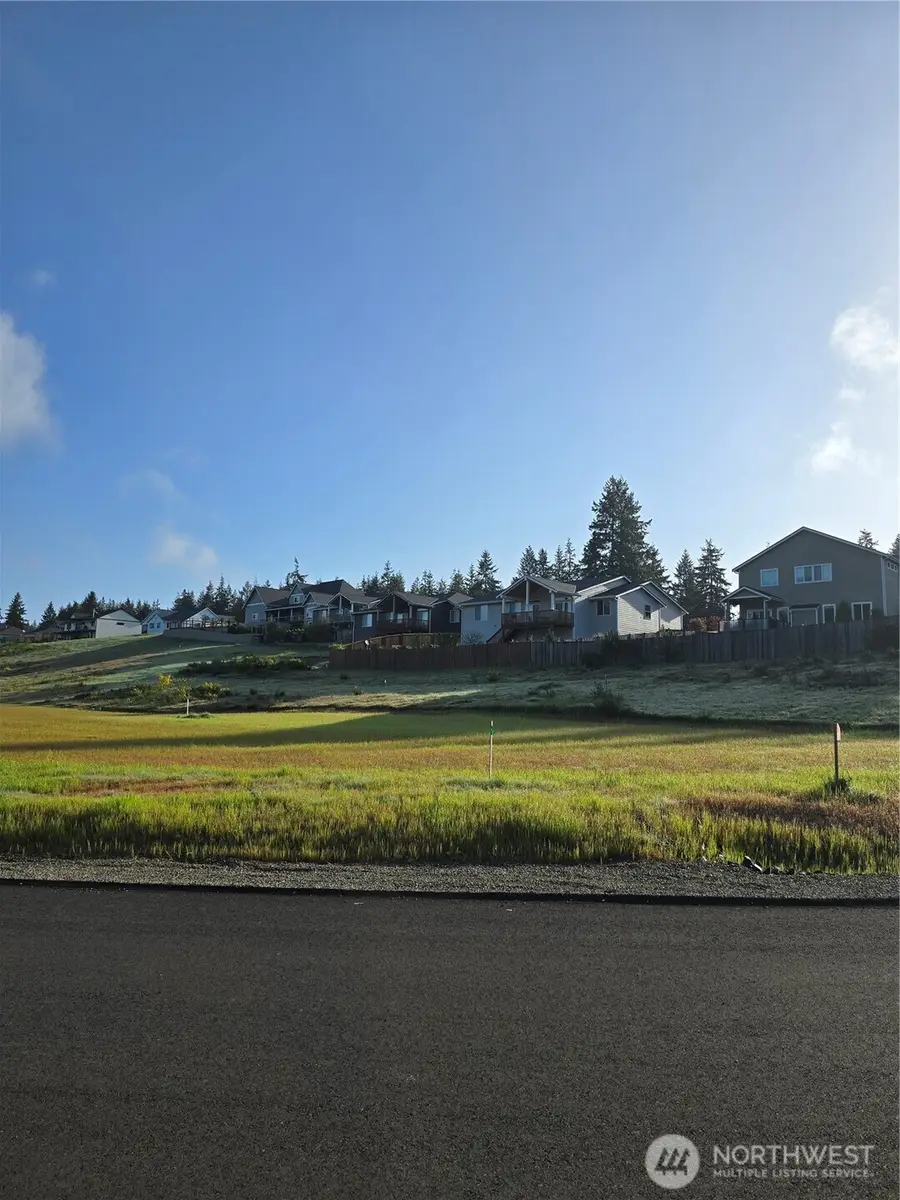 30 E Virgil Drive W #1, Allyn, WA 98524 - #3