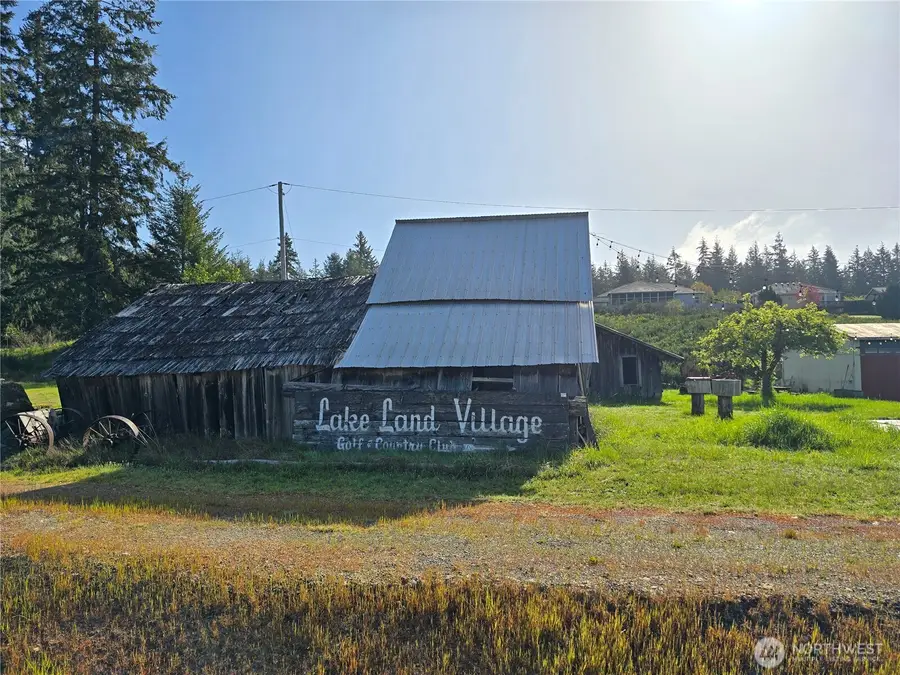 81 E Virgil Drive W #13, Allyn, WA 98524 - #3