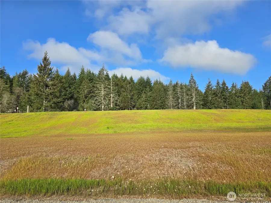 61 E Virgil Drive W #15, Allyn, WA 98524 - #2