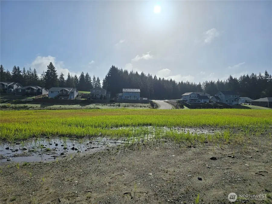 140 E Donbob Lane #18, Allyn, WA 98524 - #2