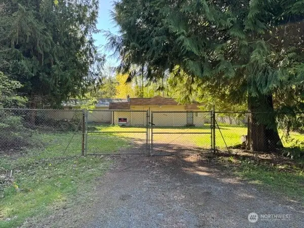 13908 50th Avenue E, Tacoma, WA 98446