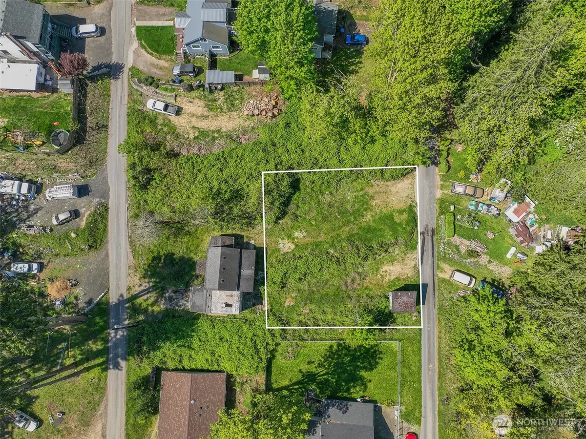 2329 NE Fruitland Drive, Bremerton, WA 98310 - #1