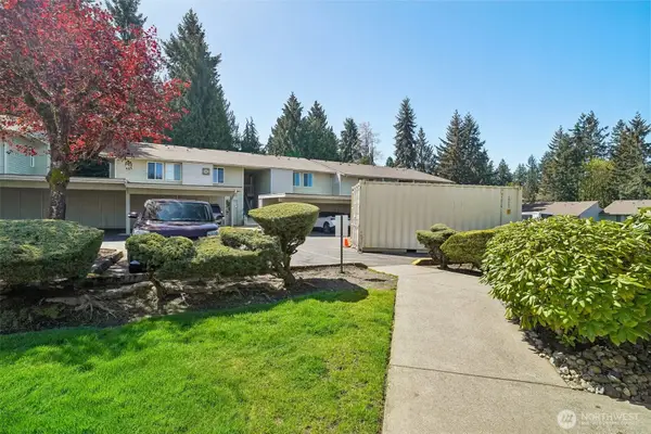 14401 SE Petrovitsky Rd #D205, Renton, WA 98058