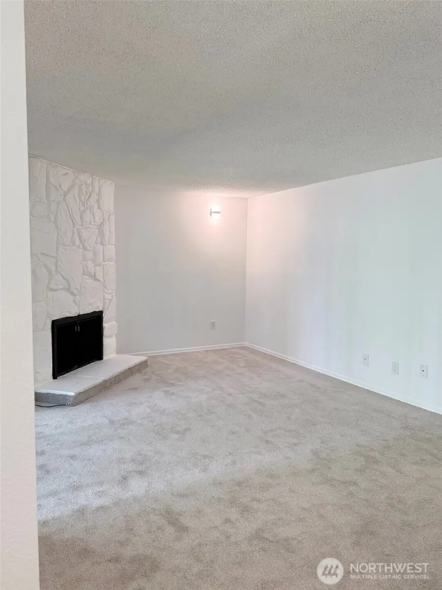 17527 149th Avenue Se #B2, Renton, WA 98058 - #3