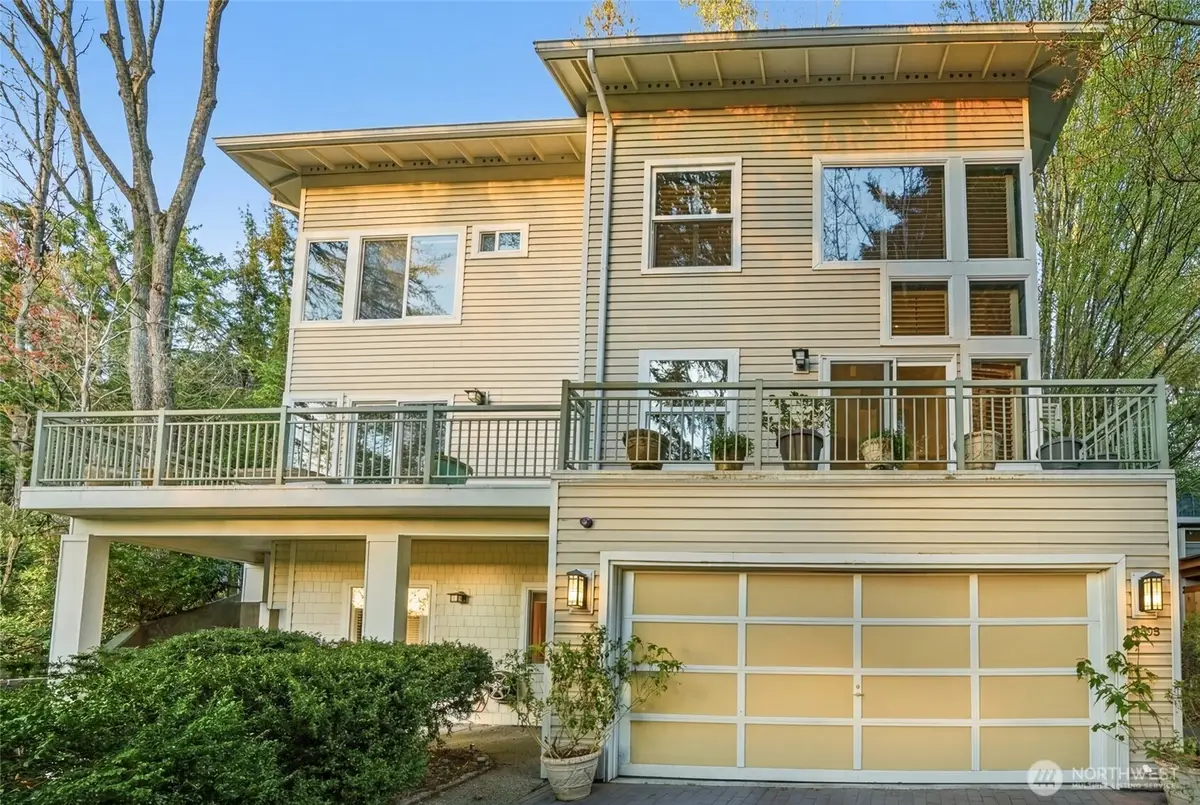4525 47th Avenue S, Seattle, WA 98118 - #1