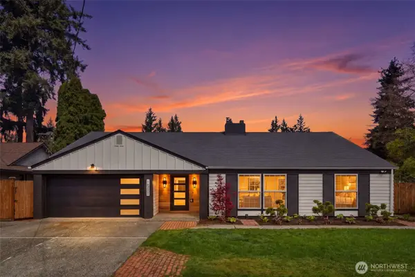 16432 NE 18th Street, Bellevue, WA 98008