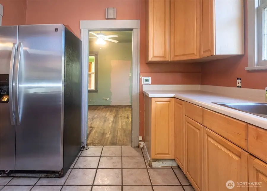 2214 N 60th Street, Seattle, WA 98103 - #2