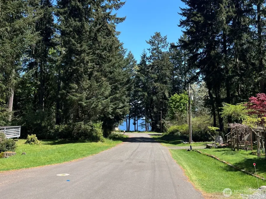 10404 Suncrest Drive, Anderson Island, WA 98303 - #2