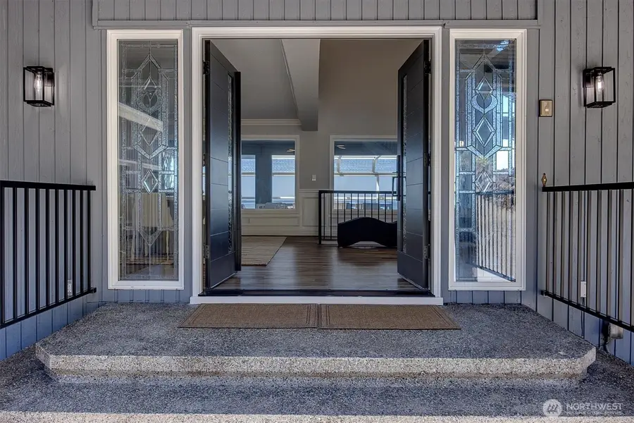 8001 Talbot Road, Edmonds, WA 98026 - #3