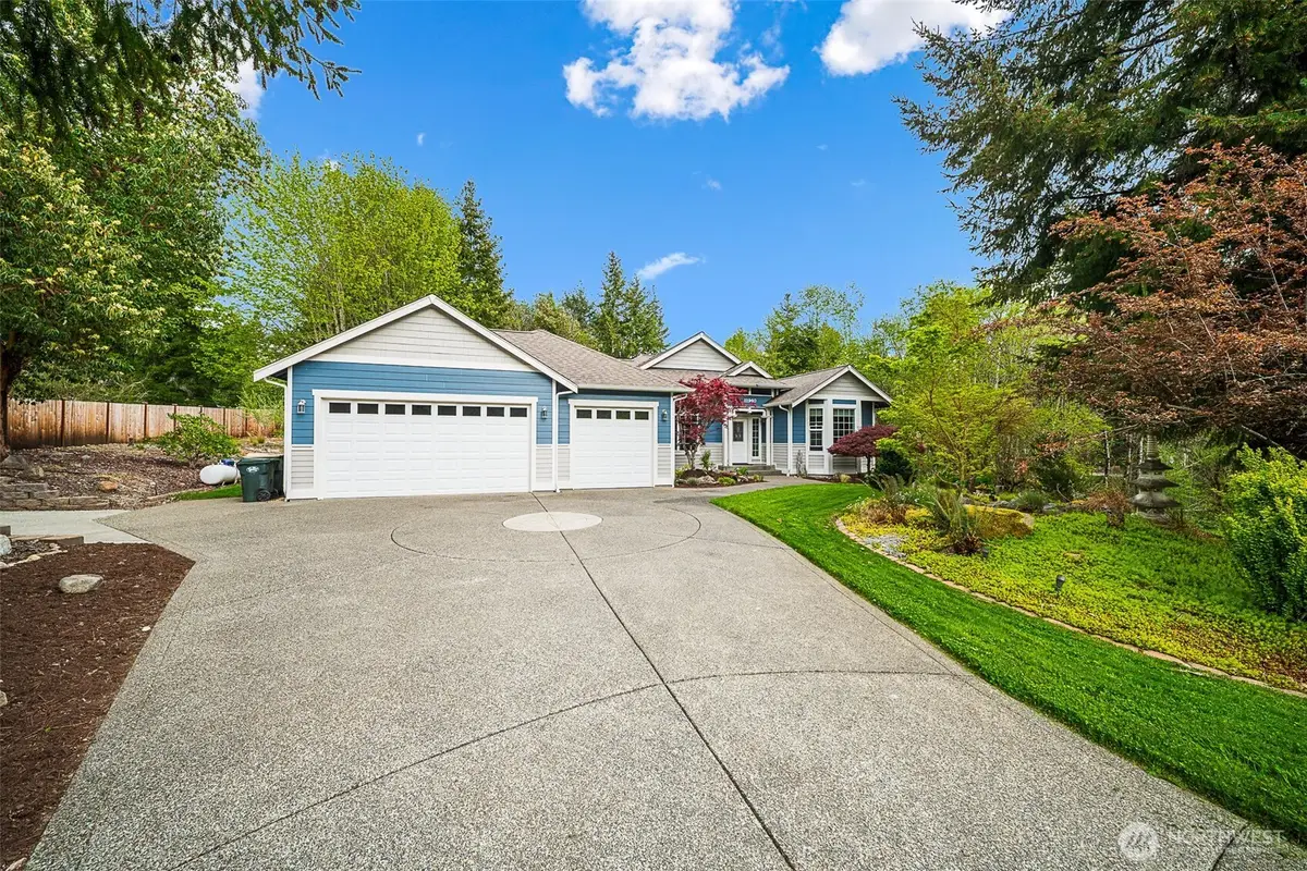 11940 Windtree Lane Se, Rainier, WA 98576 - #1
