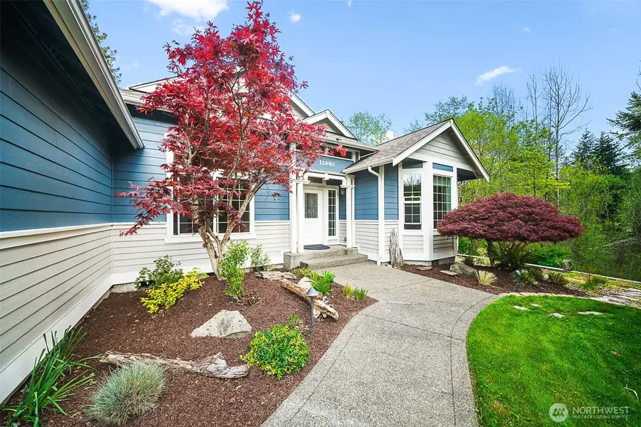 11940 Windtree Lane Se, Rainier, WA 98576 - #2