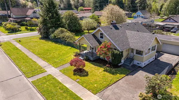 1320 4th Street, Cosmopolis, WA 98537