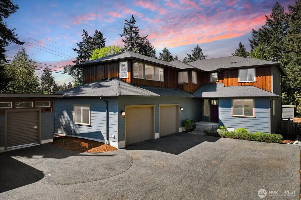 11627 21st Avenue Sw, Burien, WA 98146 - #1