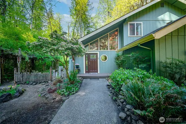 8518 Lake Lucinda Drive Sw, Olympia, WA 98512