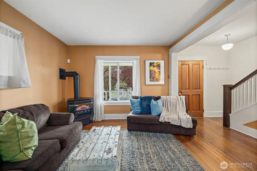 6837 S Thompson Avenue, Tacoma, WA 98408 - #2