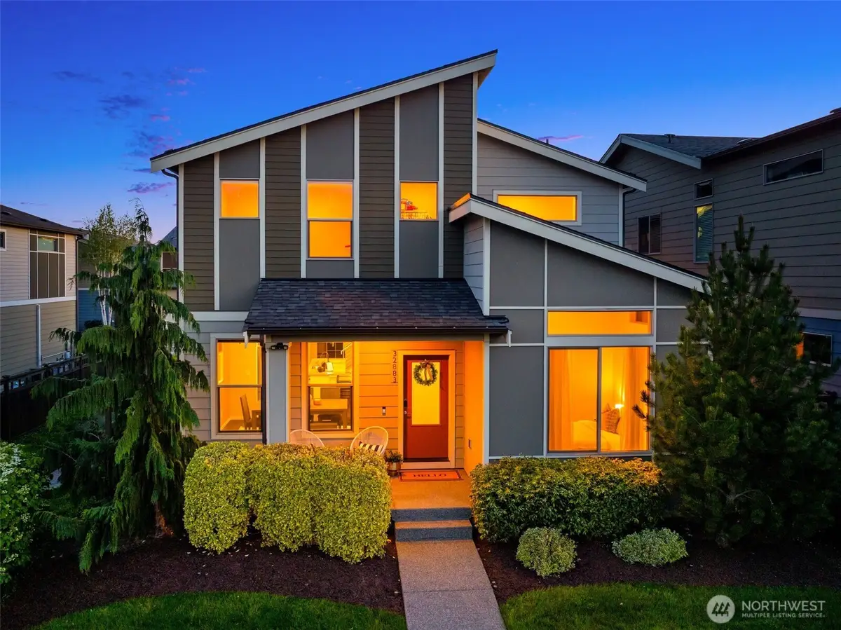 32883 Pine Avenue Se, Black Diamond, WA 98010 - #1